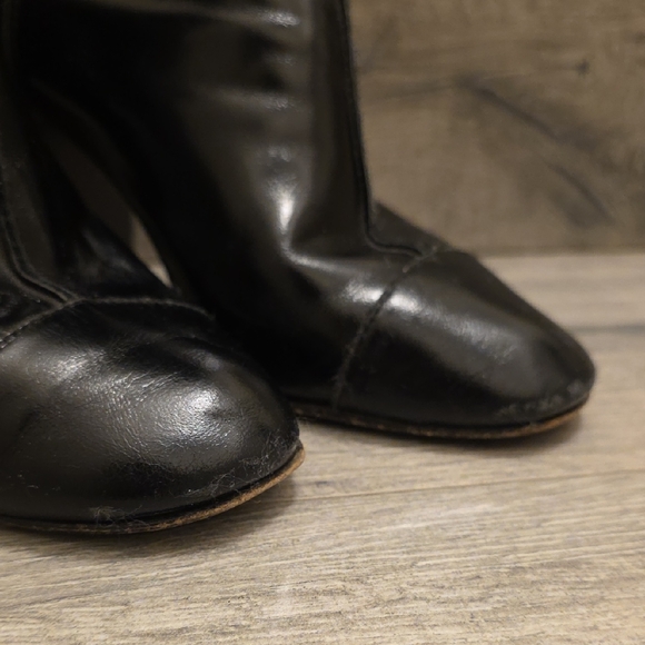 CHANEL Glossy Black Leather Ankle Boots - Picture 3 of 15